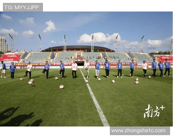 超级球星足球赛盛大开幕激情燃烧赛场点燃全球球迷热情