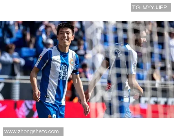 巴萨女足球星列克马腾斯领衔球队争夺欧洲冠军 展现非凡实力与领导力